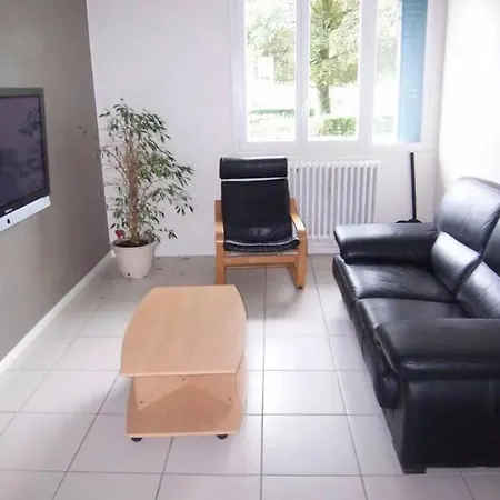 Apartmán T2 *